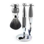Edwin Jagger Set de barbierit 3 piese Fusion ProGlide Grey S21M365CRF - Aparat Gillette Fusion ProGlide, Pamatuf Sintetic si Suport Cromat Edwin Jagger Set de barbierit 3 piese Fusion ProGlide Grey S21M365CRF - Aparat Gillette Fusion ProGlide, Pamatuf Sintetic si Suport Cromat