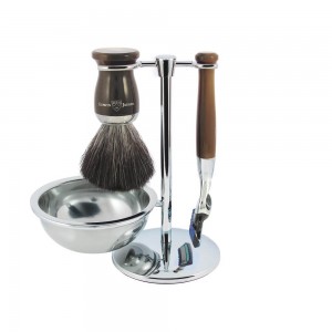 Edwin Jagger Set de barbierit 4 piese S21M722CRFB Fusion ProGlide, Light Horn Edwin Jagger Set de barbierit 4 piese S21M722CRFB Fusion ProGlide, Light Horn