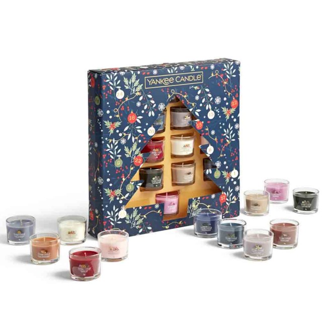 Yankee Candle Countdown to Christmas Set cadou 12 lumanari Votive in sticla Yankee Candle Countdown to Christmas Set cadou 12 lumanari Votive in sticla