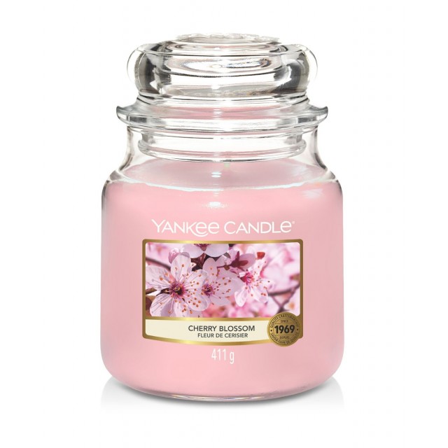 Lumanare Parfumata Borcan Mediu Cherry Blossom, Yankee Candle