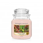 Lumanare Parfumata Borcan Mediu Tranquil Garden, Yankee Candle