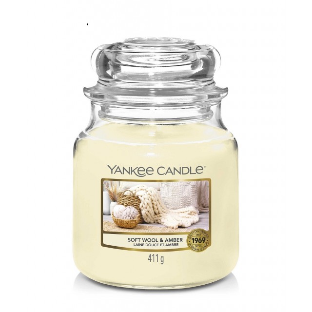 Lumanare Parfumata Borcan Mediu Soft Wool & Amber, Yankee Candle