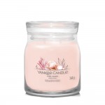 Yankee Candle Lumanare Parfumata Borcan Mediu Signature Pink Sands