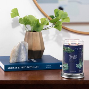 Yankee Candle Lumanare Parfumata Pahar Mare Signature Lakefront Lodge Yankee Candle Lumanare Parfumata Pahar Mare Signature Lakefront Lodge