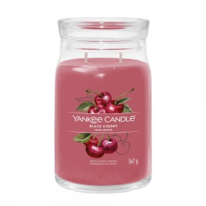 Yankee Candle Lumanare Parfumata Borcan Mare Signature Black Cherry Yankee Candle Lumanare Parfumata Borcan Mare Signature Black Cherry