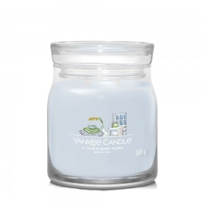 Yankee Candle Lumanare Parfumata Borcan Mediu Signature A CALM & QUIET PLACE