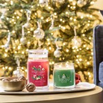 Yankee Candle Lumanare Parfumata Borcan Mare Signature Shimmering Christmas Tree