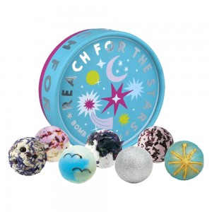 Set cadou 7 saruri de baie "Reach For The Stars", Bomb Cosmetics Set cadou 7 saruri de baie "Reach For The Stars", Bomb Cosmetics