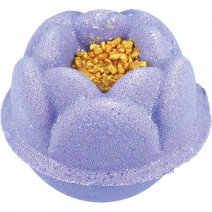 Bomba de baie efervescenta RAW Gone with the Wisteria, Bomb Cosmetics 160g  Bomba de baie efervescenta RAW Gone with the Wisteria, Bomb Cosmetics 160g