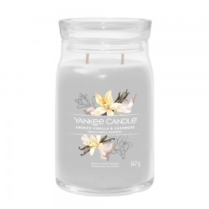 Yankee Candle Lumanare Parfumata Borcan Mare Signature Smoked Vanilla & Cashmere Yankee Candle Lumanare Parfumata Borcan Mare Signature Smoked Vanilla & Cashmere