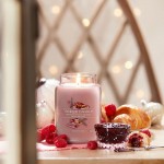 Yankee Candle Lumanare Parfumata Borcan Mediu Signature Parisian Holiday Brunch