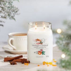 Yankee Candle Lumanare Parfumata Borcan Mare Signature London Christmas Tea Yankee Candle Lumanare Parfumata Borcan Mare Signature London Christmas Tea
