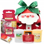 Set cadou Editie Limitata Christmas Gift 3 lumanari parfumate si odorizant auto Red Raspberry