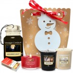 Set cadou Holiday Memories, 3 lumanari parfumate si odorizant auto, Yankee Candle