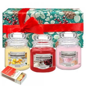 Set Cadou Cherry Vanilla - 3 lumanari Borcan Mic 104g, Yankee Candle Home Inspiration Set Cadou Cherry Vanilla - 3 lumanari Borcan Mic 104g, Yankee Candle Home Inspiration