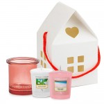 Set 2 lumanari votive si suport din sticla in cutie cadou, Yankee Candle