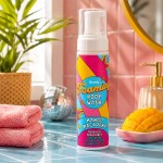 Gel de dus spuma cu uleiuri esentiale mandarine si santal Mango Macarena 250ml, Bomb Cosmetics Gel de dus spuma cu uleiuri esentiale mandarine si santal Mango Macarena 250ml, Bomb Cosmetics