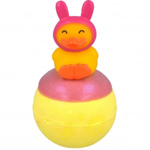 Bomba de baie efervescenta, cu jucarie, Snuggle Duck, Bomb Cosmetics 160g Bomba de baie efervescenta, cu jucarie, Snuggle Duck, Bomb Cosmetics 160g