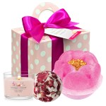 Set Cadou 2 saruri de baie si lumanare minis 37g Time to Relax, Bomb Cosmetics