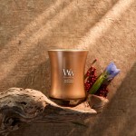 Editie Limitata - Lumanare Parfumata Borcan Mediu Precious Metals, Volcanic Orris, WoodWick®