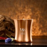 Editie Limitata - Lumanare Parfumata Borcan Mediu Precious Metals, Volcanic Orris, WoodWick®