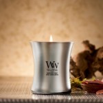 Editie Limitata - Lumanare Parfumata Borcan Mediu Precious Metals, Candescent Coast, WoodWick®