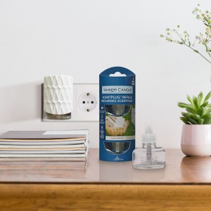 Yankee Candle Aparat electric pentru parfumarea locuintei cu rezerva Clean Cotton
