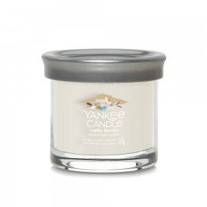Yankee Candle Lumanare Parfumata Pahar Mic Signature Vanilla Flurries