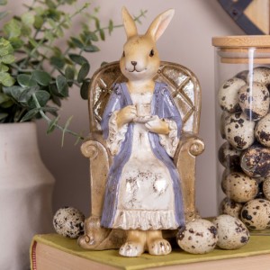 Decoratiune Paste "Bunnies & Chair" 11x10x18 cm, Clayre&Eef