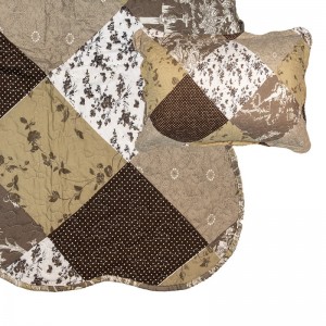 Set Cuvertura 230x250 cm si 2 Fete Perna 50x70 cm, Clayre & Eef 