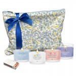 Set Cadou Amour - 4 Lumanari Minis 37g Yankee Candle + Portfard "Amour"