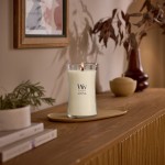 Lumanare Parfumata Borcan Mare Vanilla & Sea Salt, WoodWick®