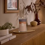 Lumanare Parfumata Borcan Mare Trilogy Radiant Cashmere, WoodWick®