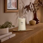 Lumanare Parfumata Borcan Mare Vanilla & Sea Salt, WoodWick® Lumanare Parfumata Borcan Mare Vanilla & Sea Salt, WoodWick®