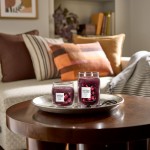Yankee Candle Lumanare Parfumata Borcan Mediu Signature Black Cherry Yankee Candle Lumanare Parfumata Borcan Mediu Signature Black Cherry