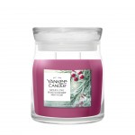 Yankee Candle Lumanare Parfumata Borcan Mediu Signature Sparkling Winterberry Yankee Candle Lumanare Parfumata Borcan Mediu Signature Sparkling Winterberry