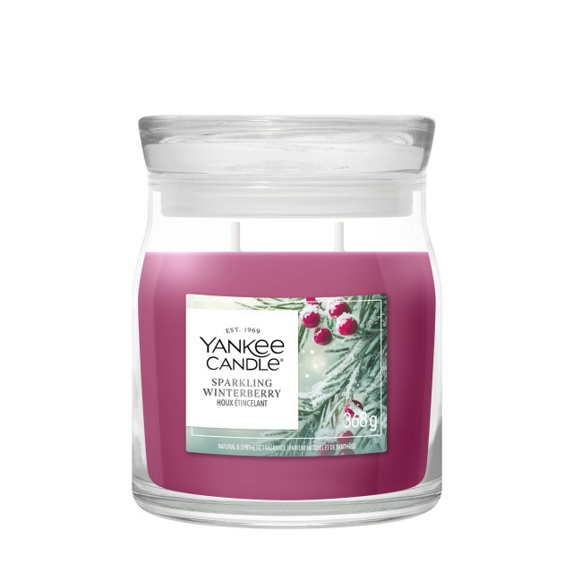 Yankee Candle Lumanare Parfumata Borcan Mediu Signature Sparkling Winterberry Yankee Candle Lumanare Parfumata Borcan Mediu Signature Sparkling Winterberry