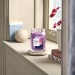 Yankee Candle Lumanare Parfumata Borcan Mare Signature Wild Orchid Yankee Candle Lumanare Parfumata Borcan Mare Signature Wild Orchid