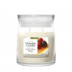 Yankee Candle Lumanare Parfumata Borcan Mediu Signature Vanilla Crème Brûlée Yankee Candle Lumanare Parfumata Borcan Mediu Signature Vanilla Crème Brûlée