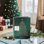 Yankee Candle Scented Moments Advent Calendar Book 24 Lumanari si suport Yankee Candle Scented Moments Advent Calendar Book 24 Lumanari si suport
