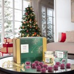 Yankee Candle Scented Moments Home for Christmas Set Cadou Lumanare Parfumata si Accesorii Yankee Candle Scented Moments Home for Christmas Set Cadou Lumanare Parfumata si Accesorii