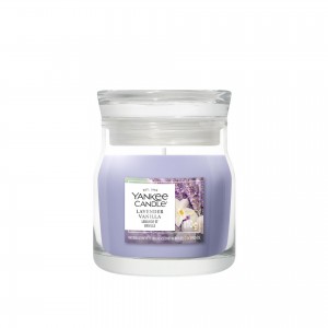 Yankee Candle Lumanare Parfumata Borcan Mic Signature Lavender Vanilla