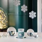 Yankee Candle Lumanare Parfumata Borcan Mic Signature Winter Night Stars Yankee Candle Lumanare Parfumata Borcan Mic Signature Winter Night Stars