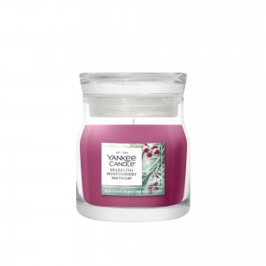 Yankee Candle Lumanare Parfumata Borcan Mic Signature Sparkling Winterberry