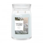 Yankee Candle Lumanare Parfumata Borcan Mare Signature Snow Kissed Pine Yankee Candle Lumanare Parfumata Borcan Mare Signature Snow Kissed Pine