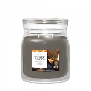 Yankee Candle Lumanare Parfumata Borcan Mediu Signature Crackling Embers