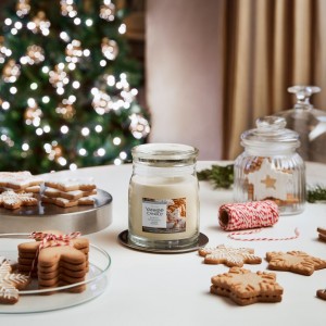 Yankee Candle Lumanare Parfumata Borcan Mediu Signature Baking Memories