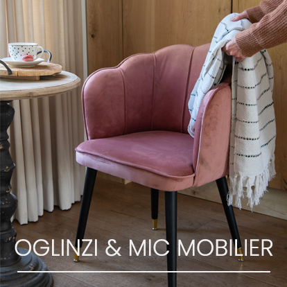 Oglinzi si mic mobilier